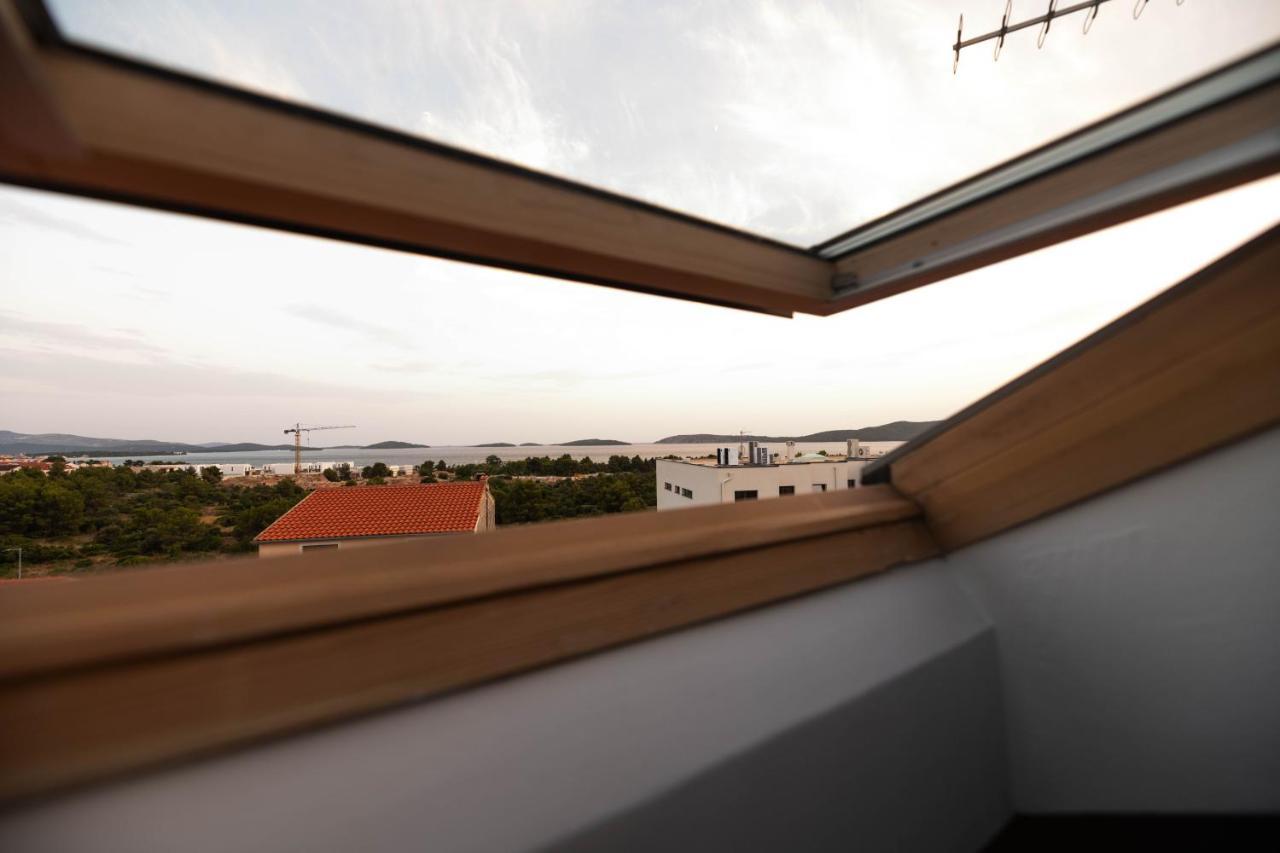 Sunny Beach Apartments Шибеник Экстерьер фото