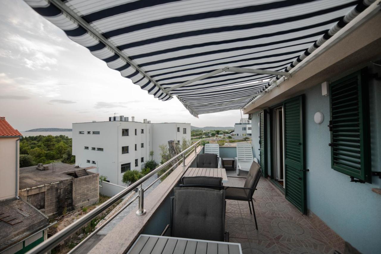 Sunny Beach Apartments Шибеник Экстерьер фото